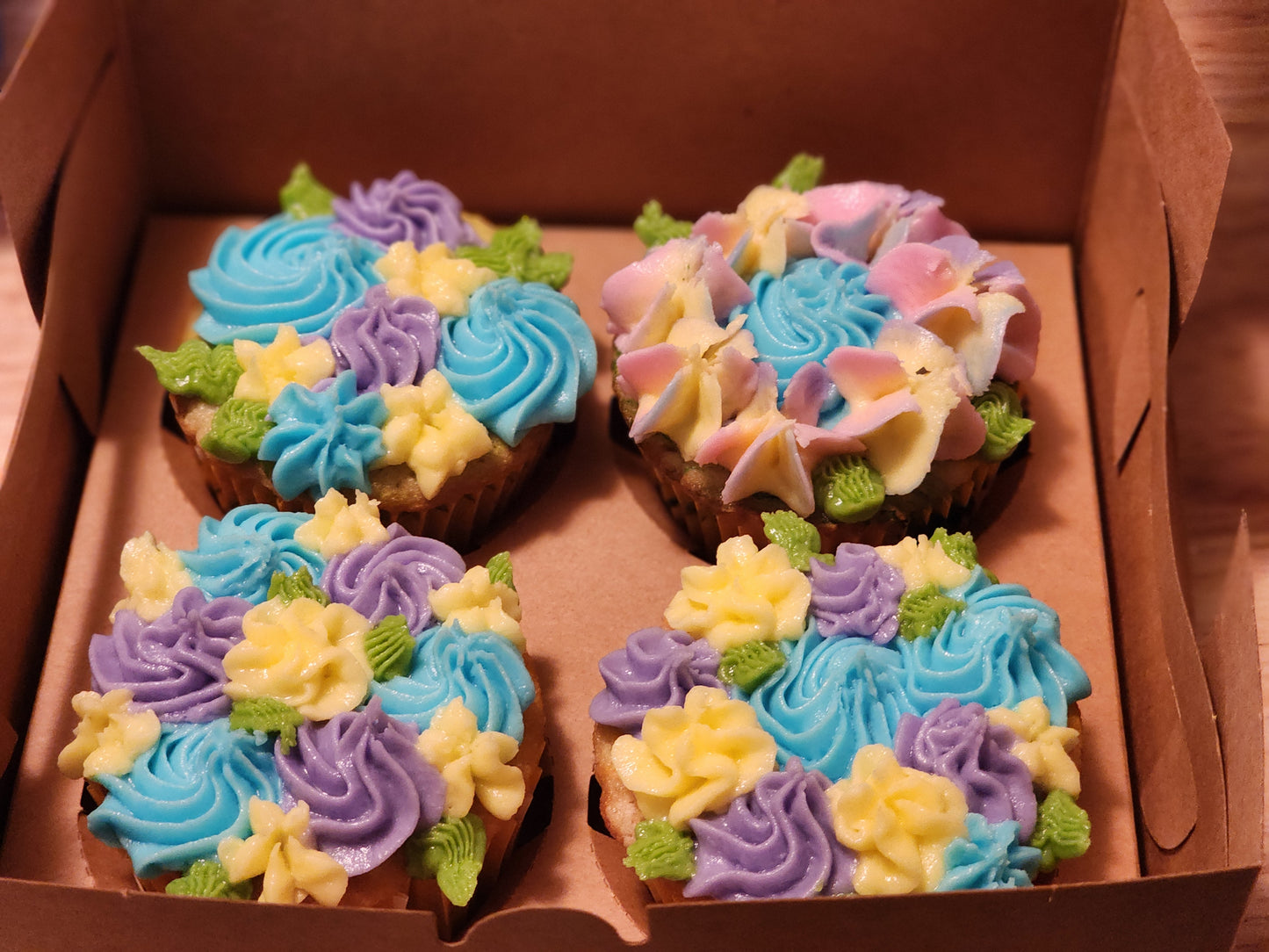 White Cake Cupcakes