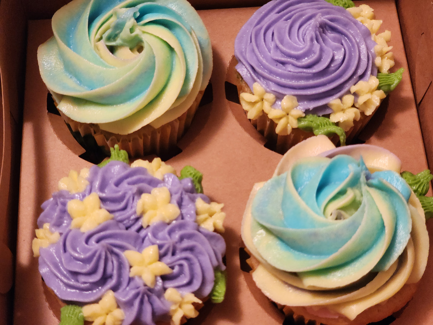 White Cake Cupcakes