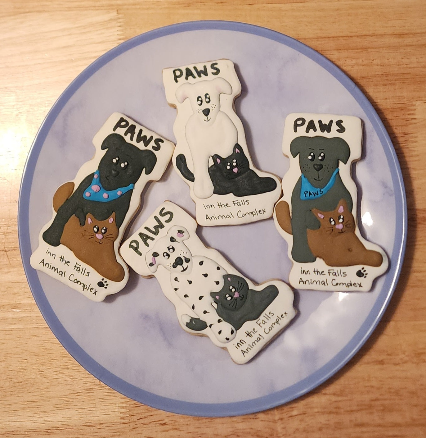 PAWS Inn the Falls Exclusive Cookie