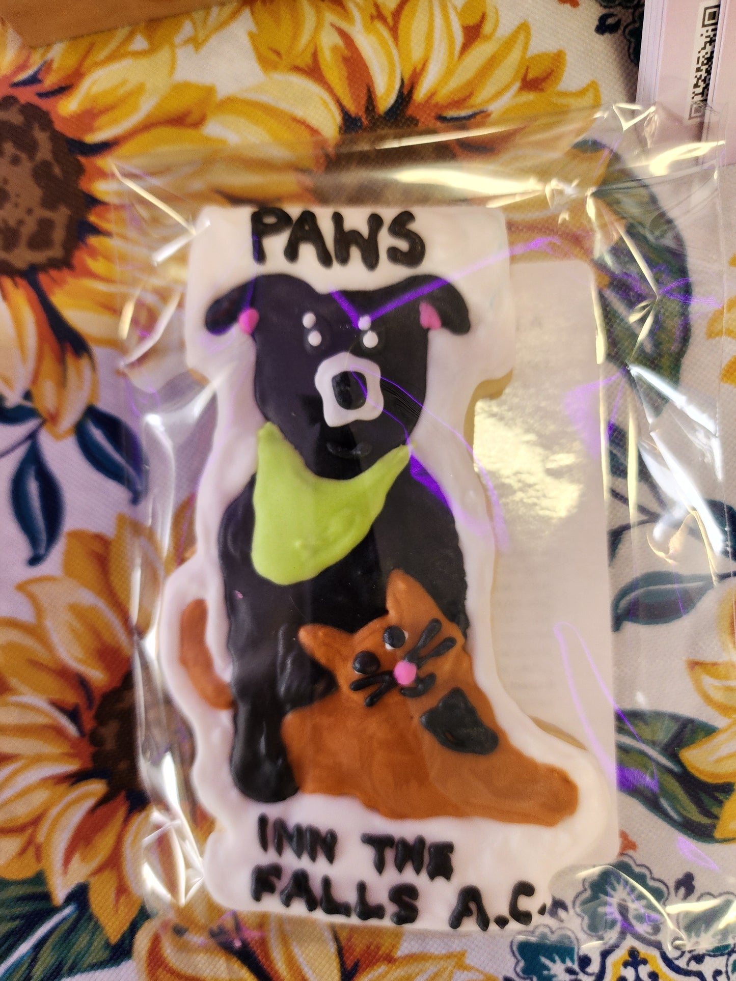 PAWS Inn the Falls Exclusive Cookie